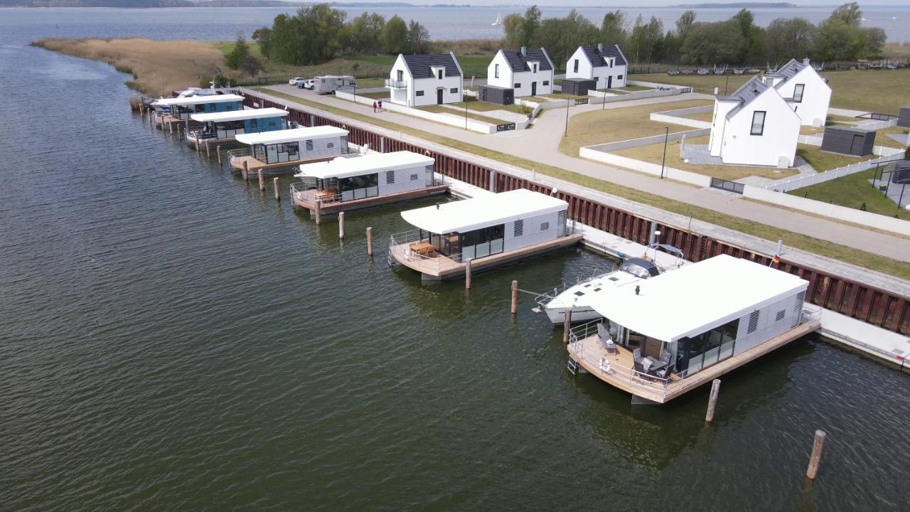 Meerblick Auf Usedom Direkt Im Yachthafen Peenemunde Bagian luar foto